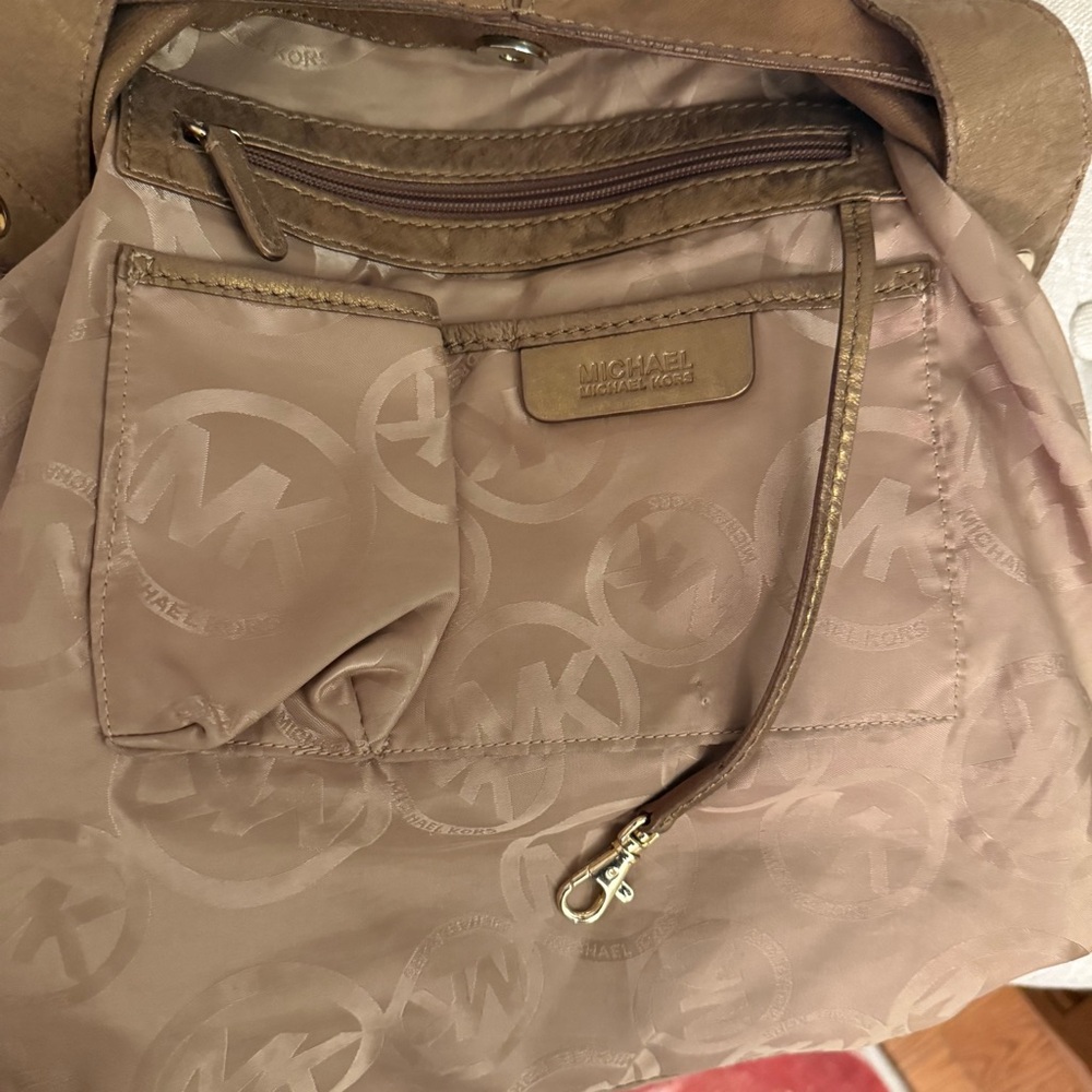 MICHAEL Michael Kors Delancy Studded Leather Hobo Bag Bronze Metallic - Picture 9 of 16